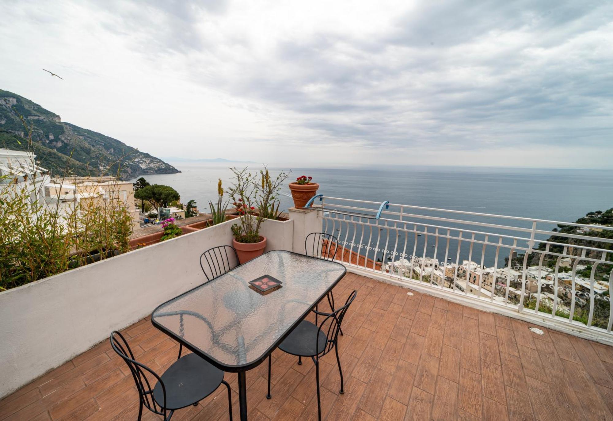 Hostel Brikette Positano Extérieur photo